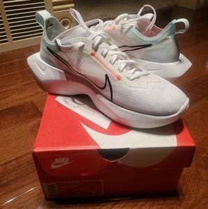 Nike Vista Lite
